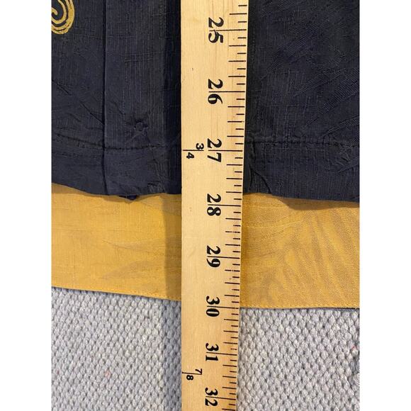 Tommy Bahama Shirt Adult Medium Black Koi Fish Big Print Hawaiian 100% Silk - Picture 5 of 10